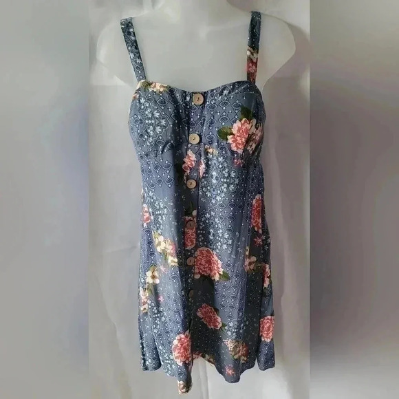 blue flowered dress, above the knee length, sz Medium, button up front - Picture 3 of 7